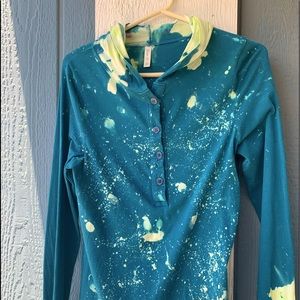 🟢Ladies - creative Tie Dye Hoodie - XL. - $12